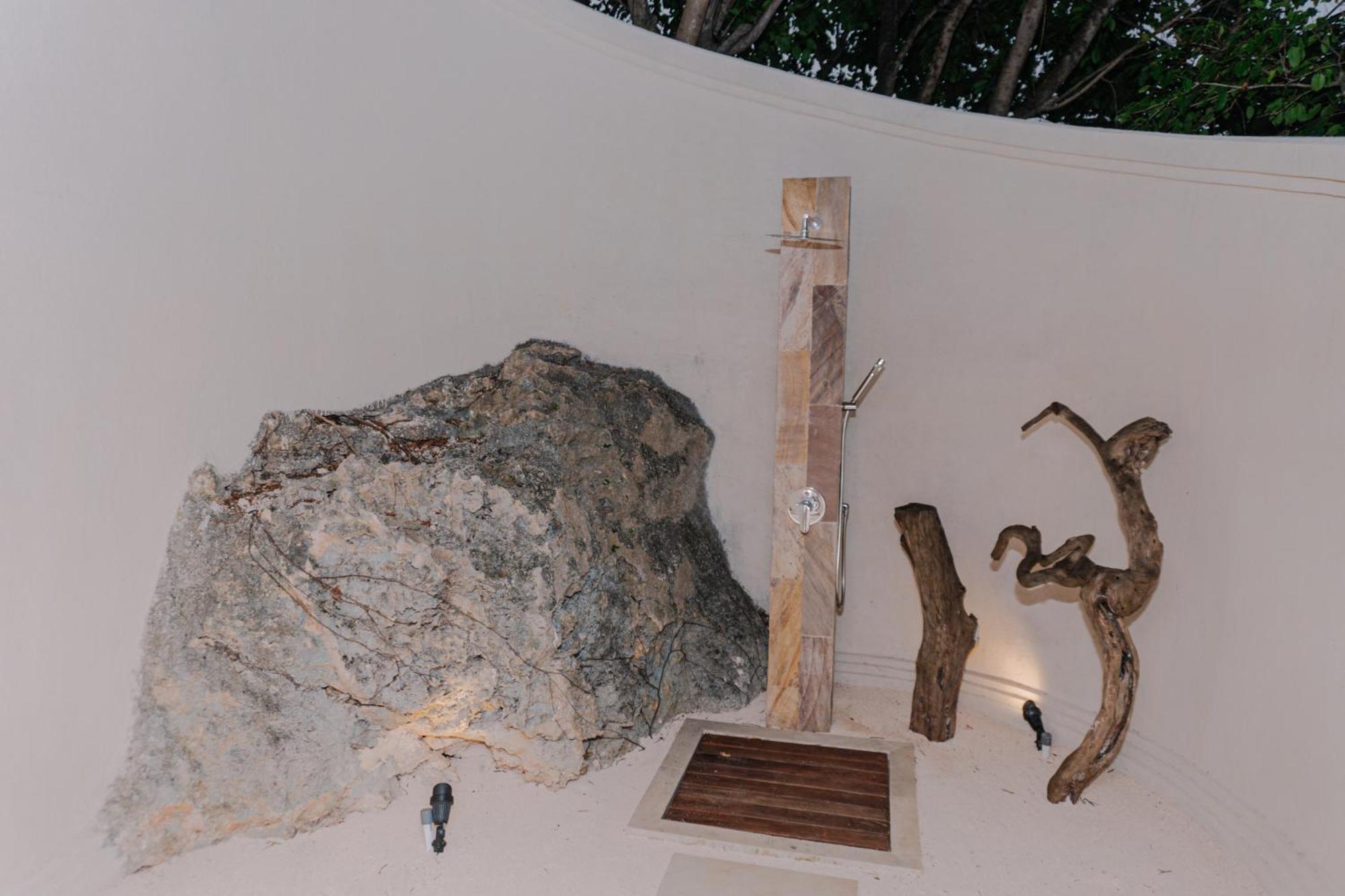 Eliana Resort And Spa Nembrala Exterior photo